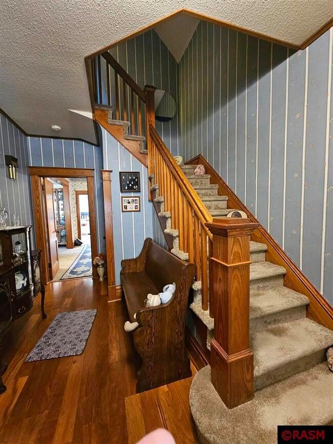 526 526 N State St, New Ulm, MN 56073 - photo 7