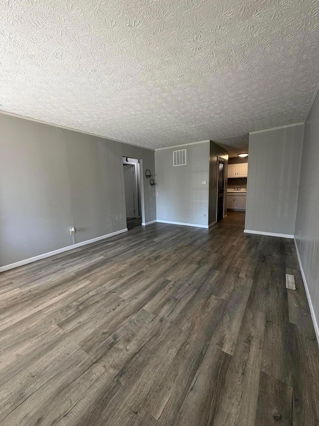 228 Currier Dr, Columbus, OH 43207 - photo 3