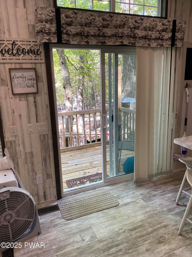 109 Walnut St, Shohola, PA 18458 - photo 5