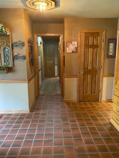 801 S Polk St, Hugoton, KS 67951 - photo 7