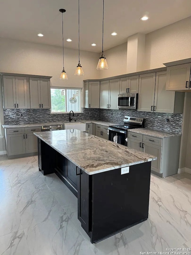 61 Friendship Hills, Uvalde, TX 78801 - photo 6