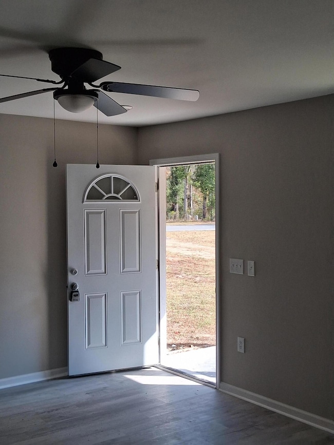 36 Youmans Ln, Smoaks, SC 29481 - photo 6