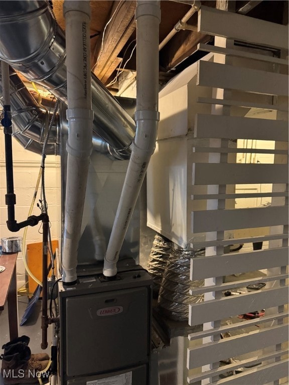 20814 Watson Rd, Maple Heights, OH 44137 - photo 5