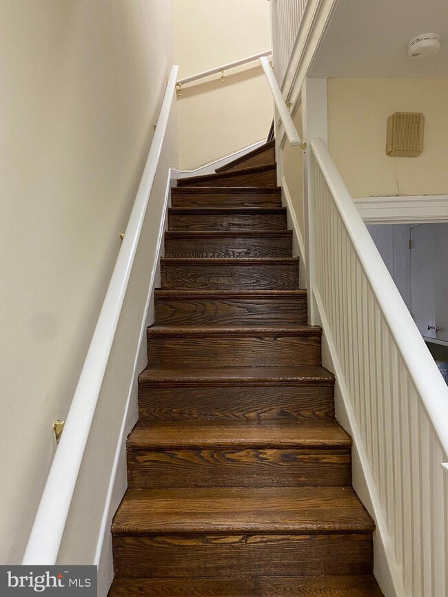 625 Girard St NE, Washington, DC 20017 - photo 5