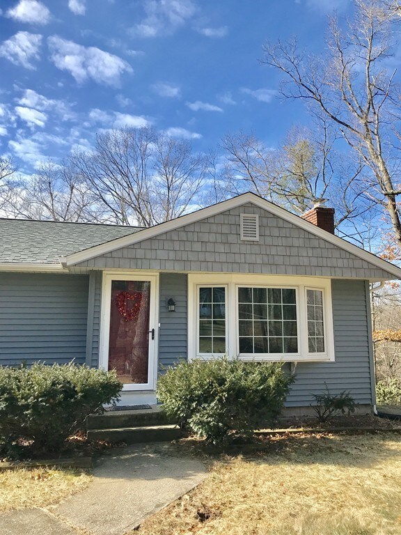 64 Crest Rd, Monson, MA 01057 - photo 2