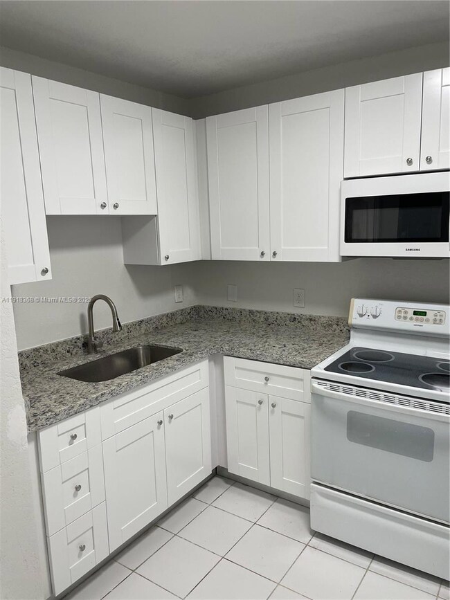 4681 NW 9th St unit 109, Miami, FL 33126 - photo 6