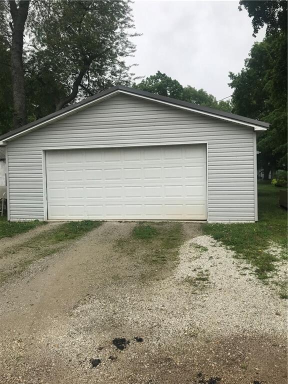 1313 4th St, Covington, IN 47932 - photo 7