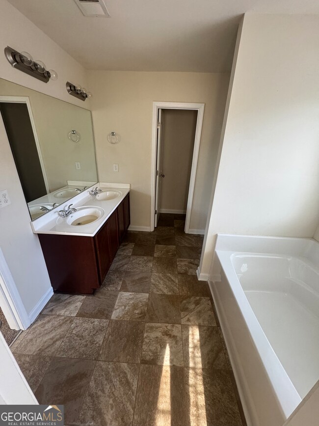 1579 Leonard St, Hampton, GA 30228 - photo 7