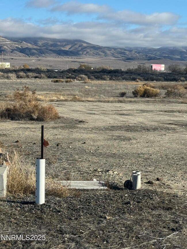 68 River Banks Ct, Lovelock, NV 89419 - photo 4