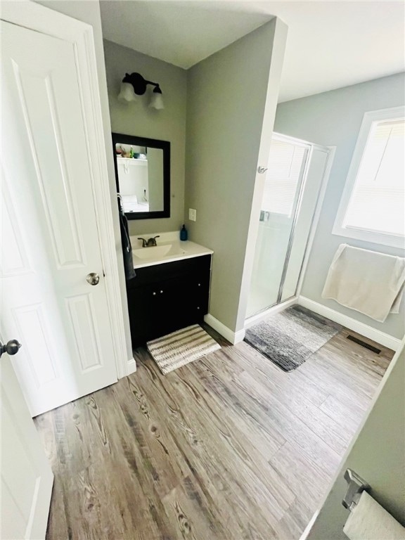 215 Metacom Ave, Bristol, RI 02809 - photo 5