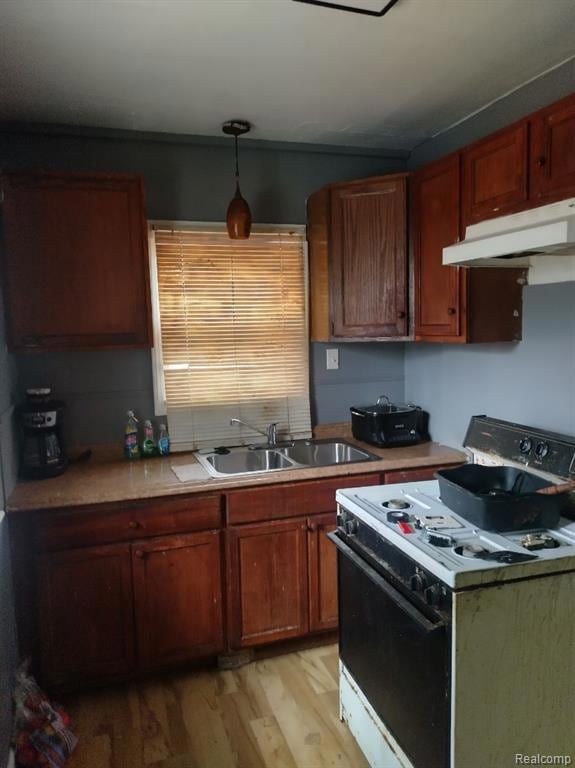 2209 Raskob St, Flint, MI 48504 - photo 3