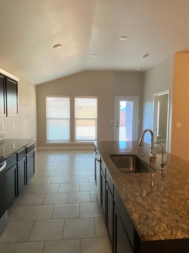 1221 Masquerade Blvd, Odessa, TX 79765 - photo 5