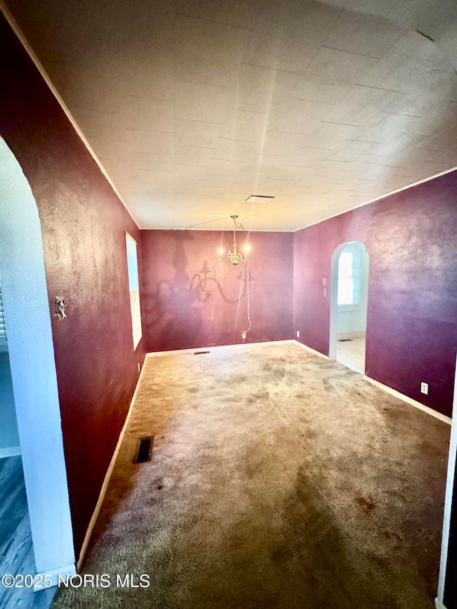 527 W Maple St, Deshler, OH 43516 - photo 7