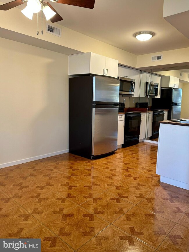 803 Gregorys Way, Voorhees, NJ 08043 - photo 7