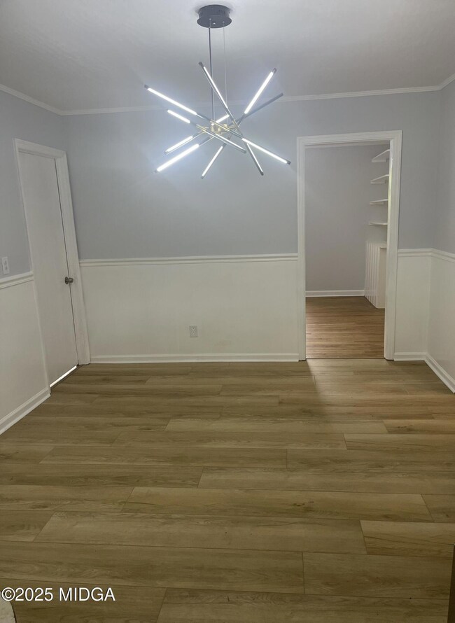 1573 Colonial Dr, Macon, GA 31204 - photo 5