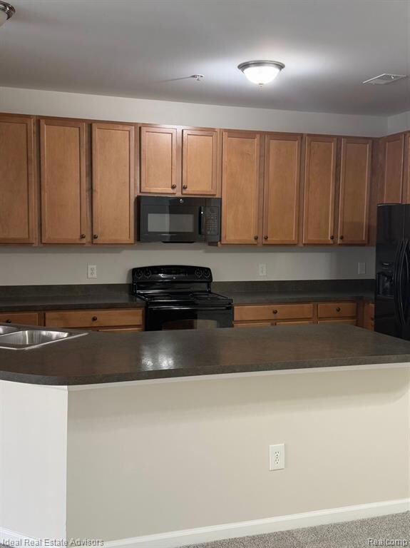 10274 Crossview Trail, Howell, MI 48855 - photo 5