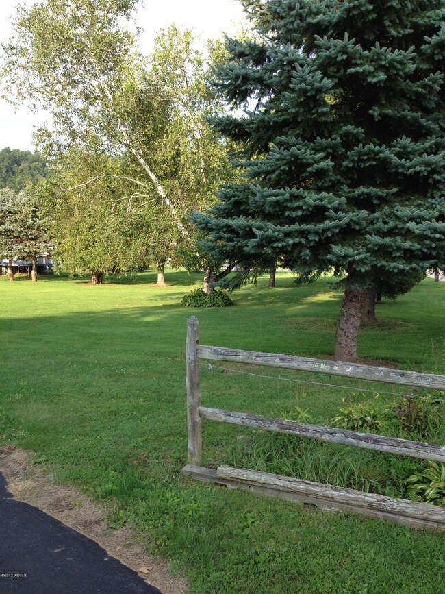 27 Taylor Hill Rd, Hughesville, PA 17737 - photo 4