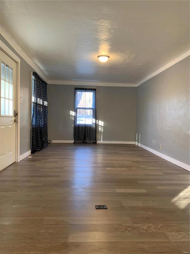 814 Walnut St, Hannibal, MO 63401 - photo 4