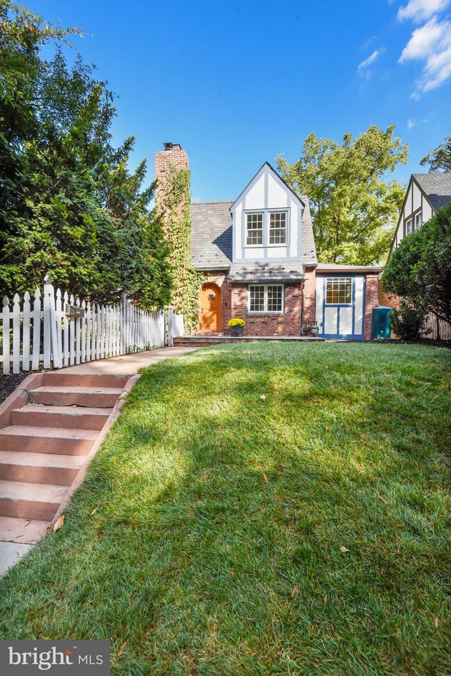 1304 Perry St NE, Washington, DC 20017 - photo 4