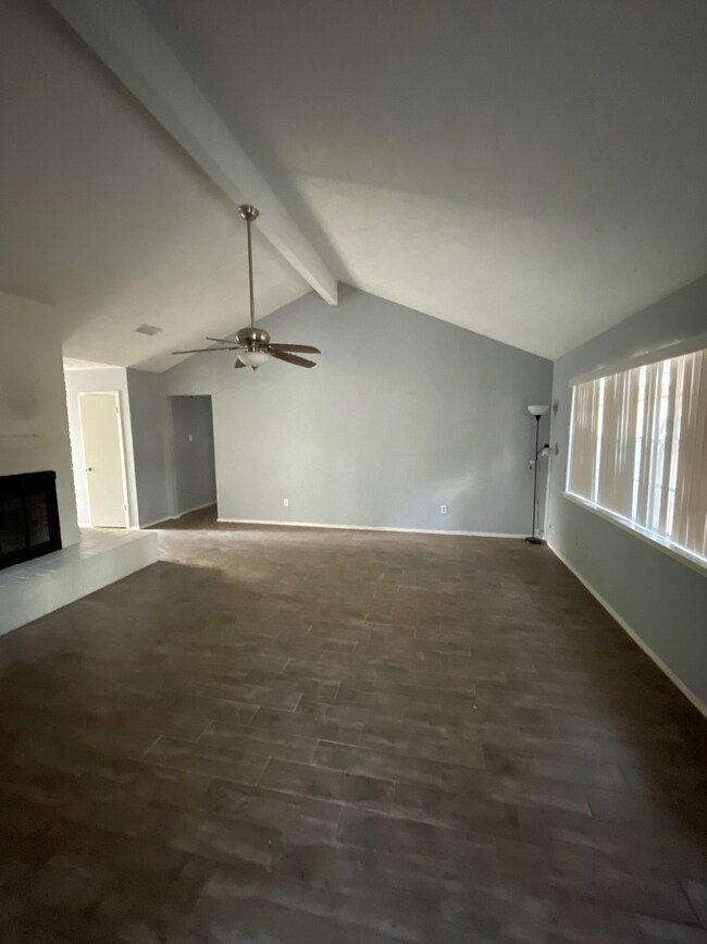 16734 Maplemont Dr, Houston, TX 77095 - photo 4