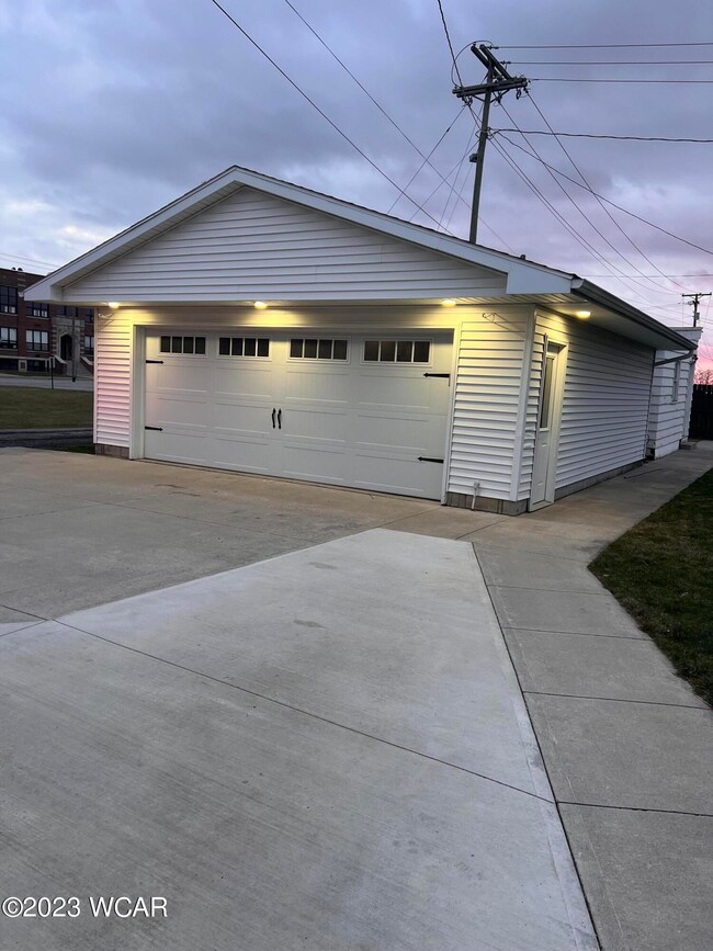 SCHNIPKE GARAGE