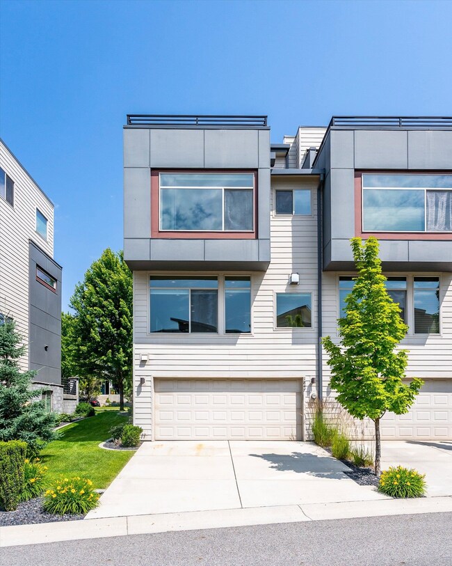 1847 W Summit Pkwy, Spokane, WA 99201 - photo 3