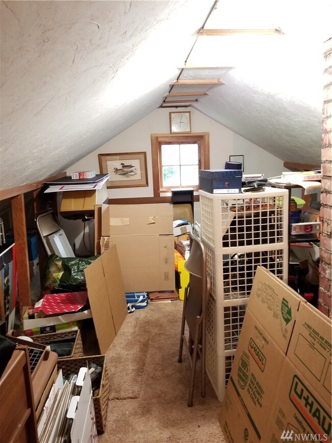 8410 Maplewood Ln, Edmonds, WA 98026 - photo 4