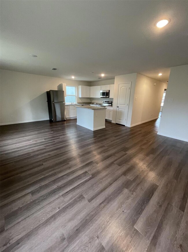 418 W Munson St, Denison, TX 75020 - photo 2