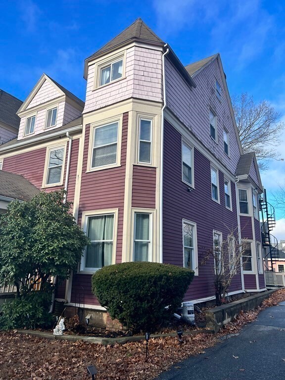 86 Arlington St unit D, Haverhill, MA 01830 - photo 2