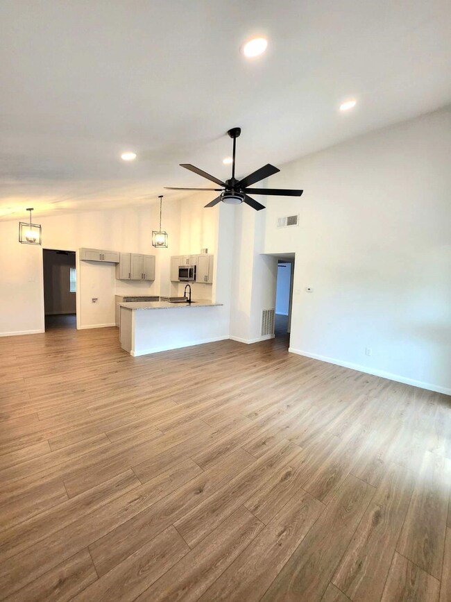 24306 Jumping Jay Dr, Hockley, TX 77447 - photo 6