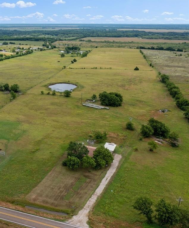 7969 Fm 1181, Ennis, TX 75119 - photo 3