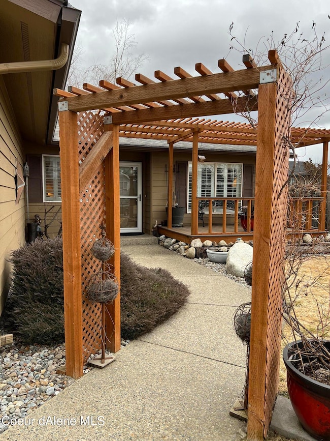 1704 Trellis (28)