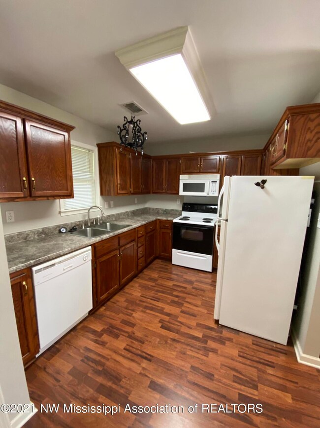 514 Wadsworth Cir unit B, Hernando, MS 38632 - photo 3