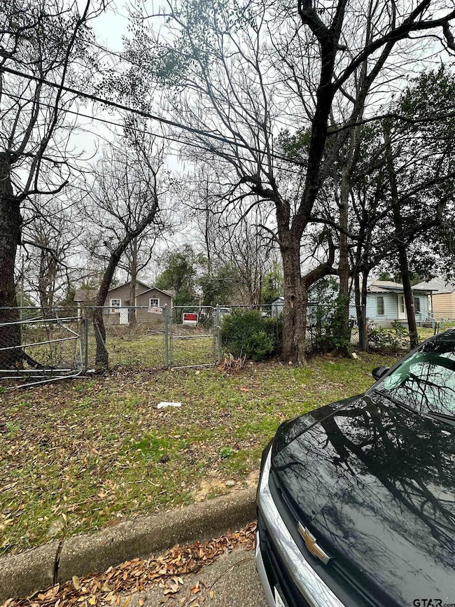 1103 S Academy Ave, Tyler, TX 75701 - photo 2