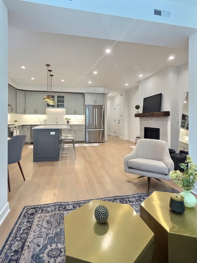 847 W Ainslie St unit GE, Chicago, IL 60640 - photo 3