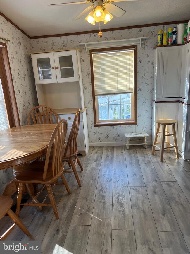 84 Edward Ln, Lothian, MD 20711 - photo 2