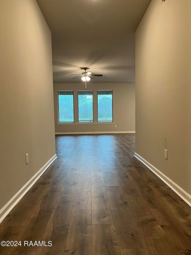 1bfdfc9381a9c804df6db4a54dd0ed75