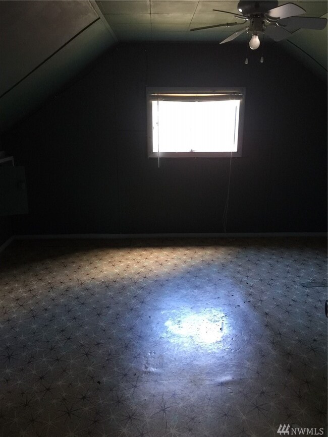 3568 Pennsylvania St, Longview, WA 98632 - photo 6