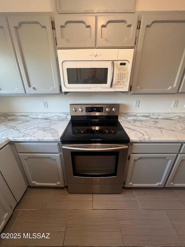 8141 E Daniella Cir, Tucson, AZ 85715 - photo 5