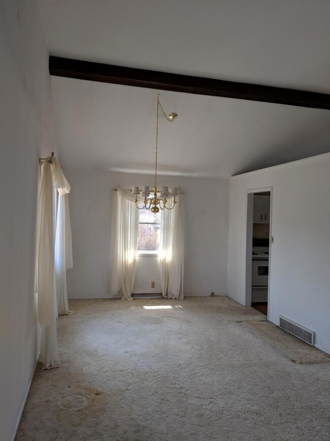 377 Jefferson Rd, Newark, OH 43055 - photo 4