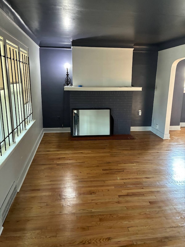 13533 Cloverlawn St, Detroit, MI 48238 - photo 4