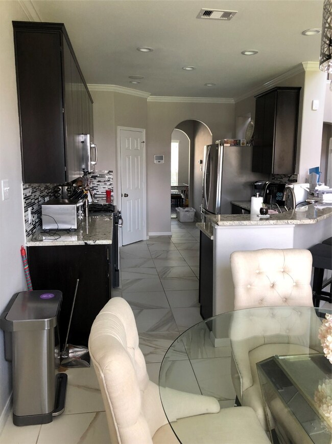 27515 Wade Springs Ct, Fulshear, TX 77441 - photo 6