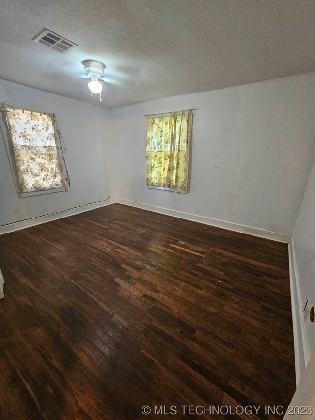 27 Cason St, Ardmore, OK 73401 - photo 4