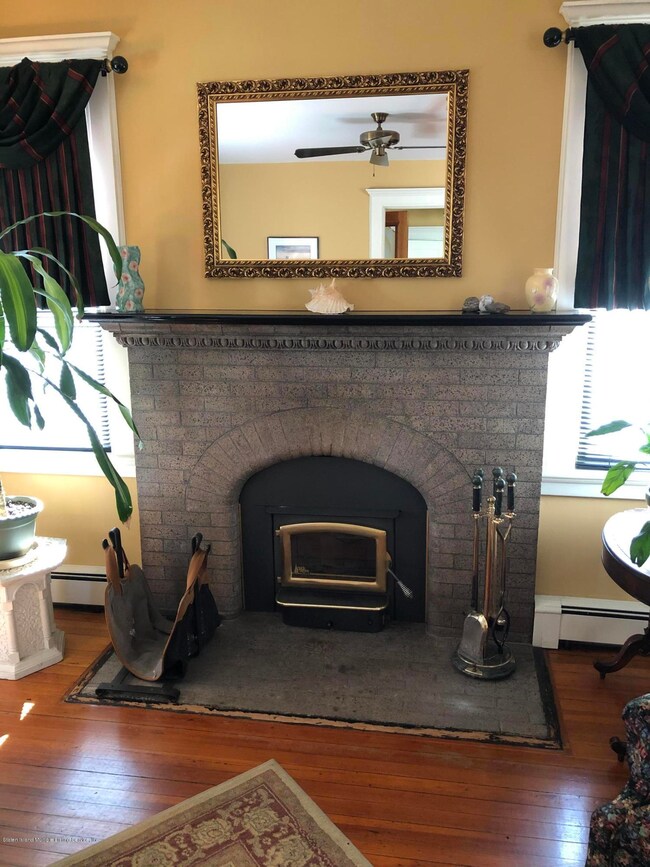 300 Bard Ave, Staten Island, NY 10310 - photo 5