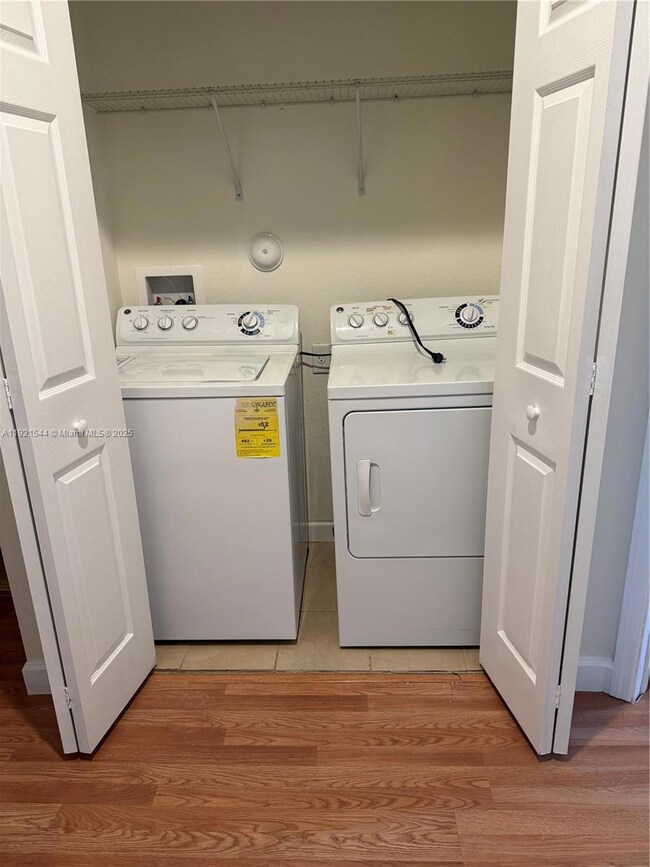 17330 SW 153rd Ave, Miami, FL 33187 - photo 5