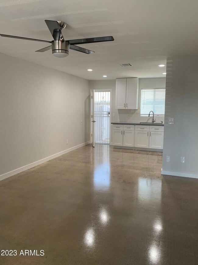 4135 N 27th St unit 2, Phoenix, AZ 85016 - photo 4