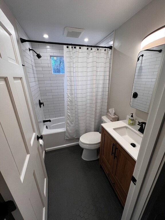 1 W Belcher Rd unit B, Foxboro, MA 02035 - photo 3