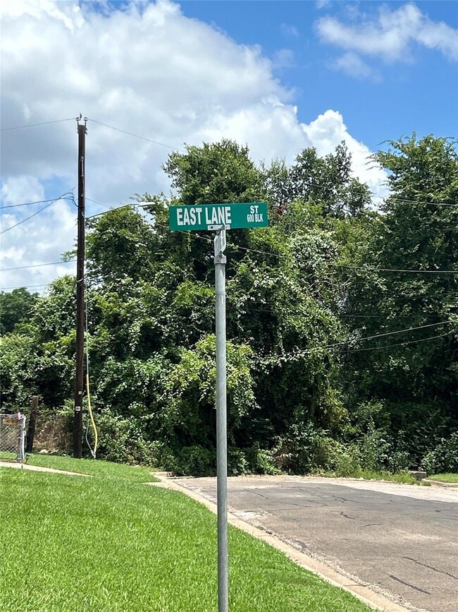 Lot 4-R East Ln, Corsicana, TX 75110 - photo 3