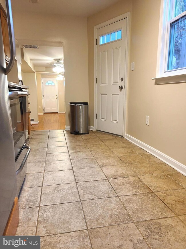 113 S Durham St, Baltimore, MD 21231 - photo 5