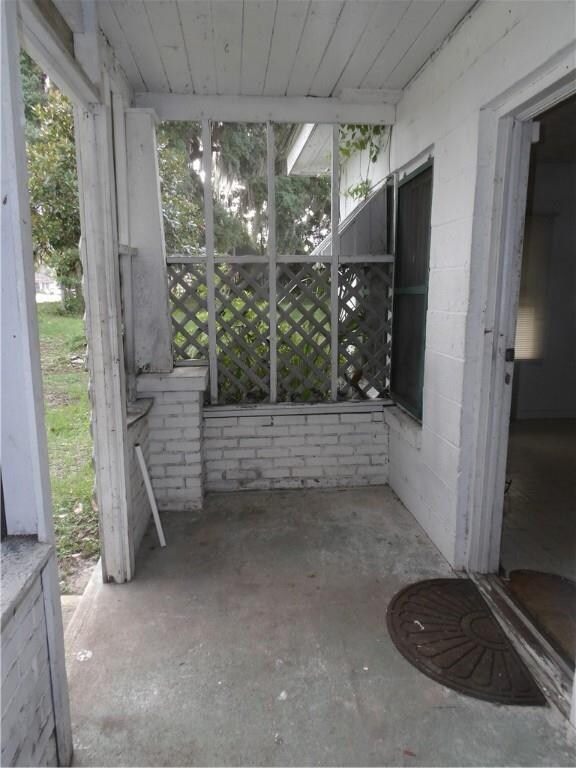 Front Porch - Left